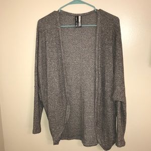Slouchy quarter sleeve sweater